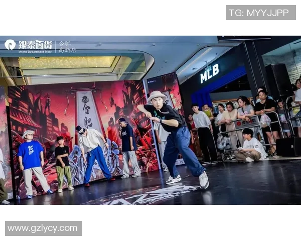 武汉街舞队的风格转变与表现分析探讨街舞文化的得失与未来发展